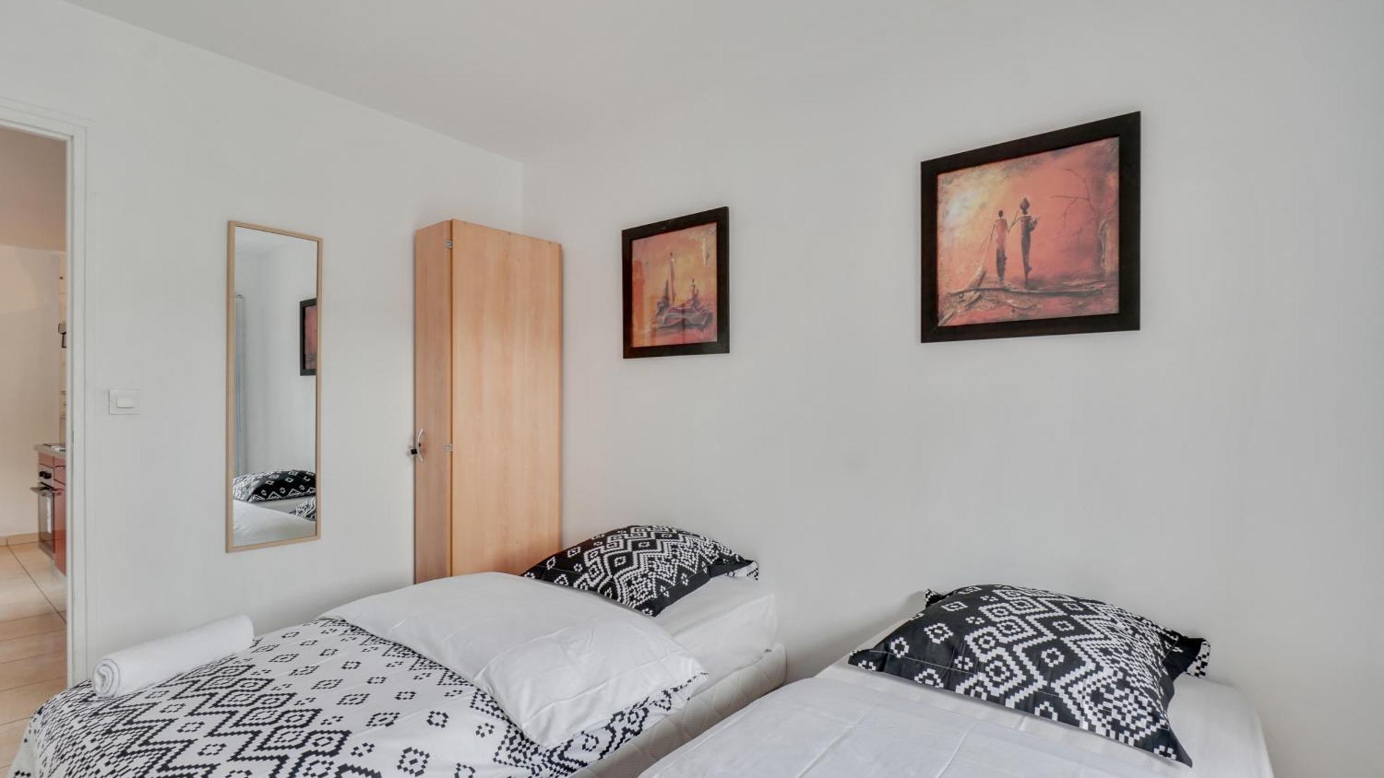 Chic Apart With Parking Near Paris أوبارفيلييه المظهر الخارجي الصورة